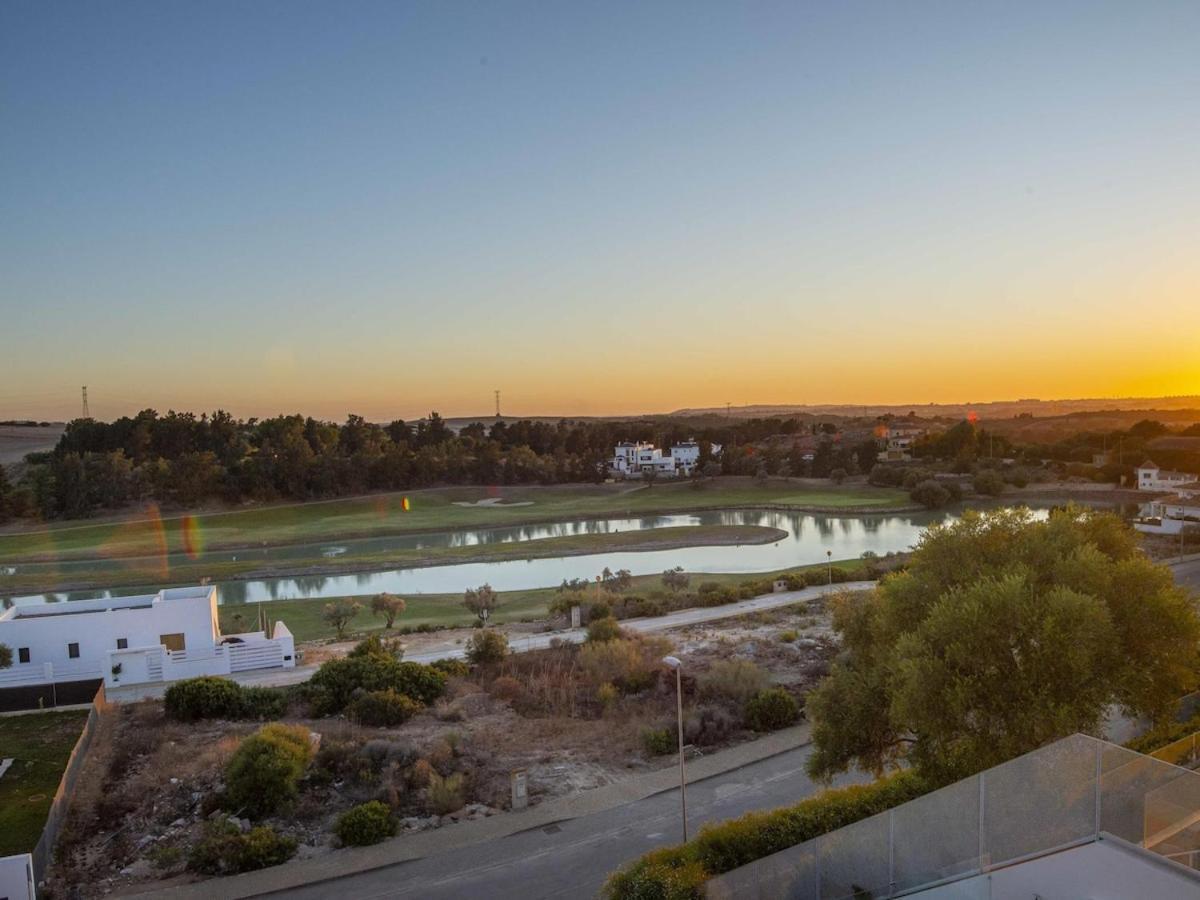Lightbooking Jerez Montecastillo Jerez de la Frontera Exterior photo